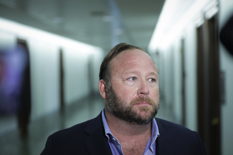 Alex Jones takes the stand for the damages he must pay for saying that the Sandy Hook school massacre was a hoax￼