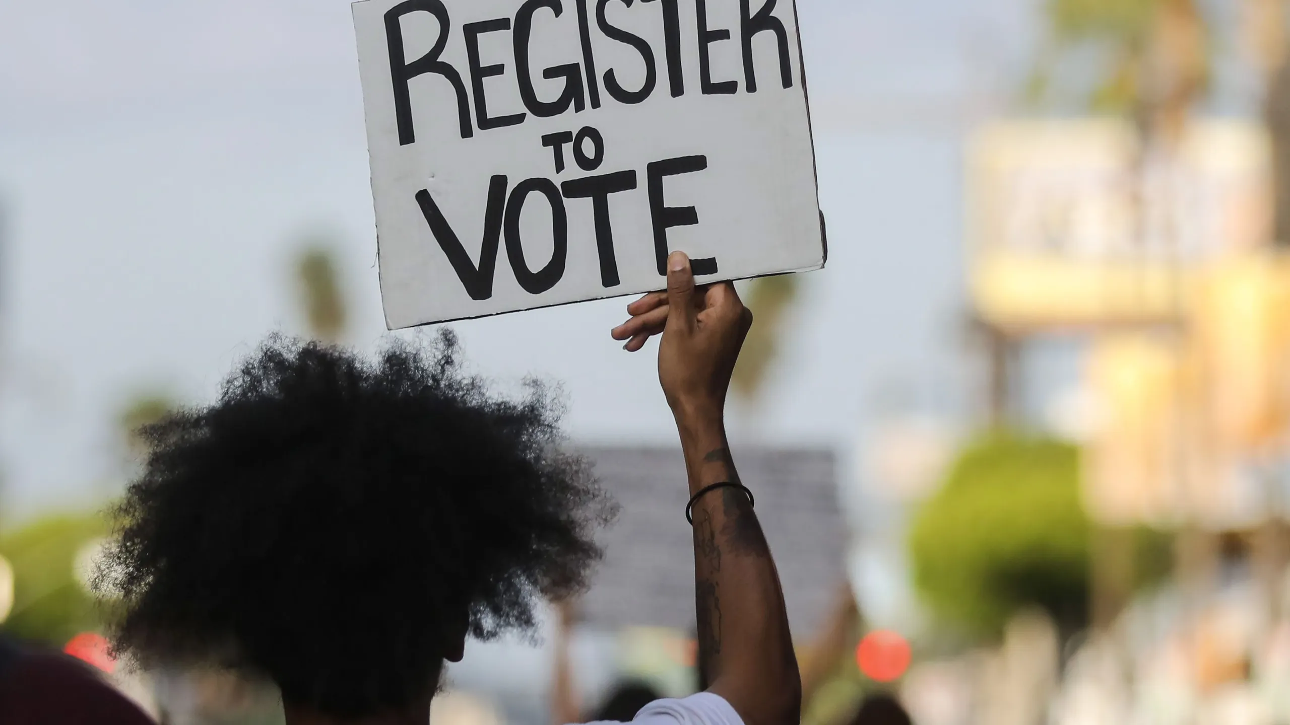 How to register to vote