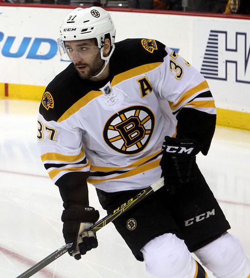 Bruins Patrice Bergeron scores 1,000th point with assist