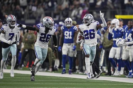 Cowboys score 33 in 4th, beat Colts 54-19
