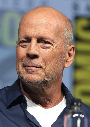 The family of Bruce Willis reports that he has dementia.