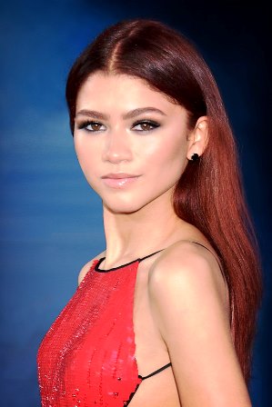 Zendaya Starts a Twisted Tennis Love Triangle in the Challengers Movie Trailer