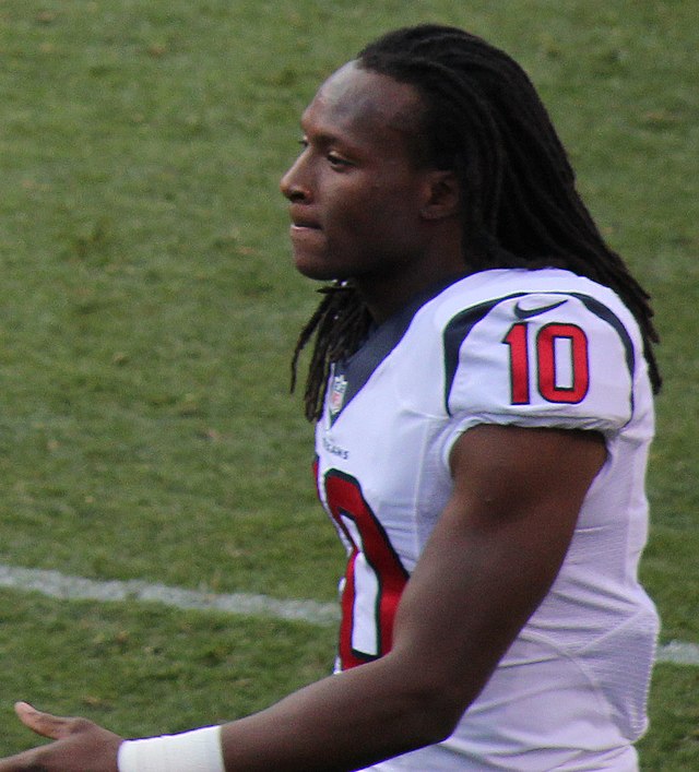 DeAndre Hopkins' Next Team Odds Continue Swaying