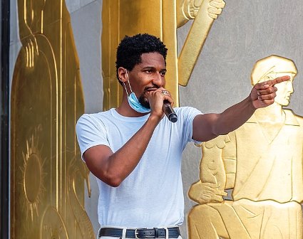 Jon Batiste Discusses New Album 'World Music Radio,' Claims to Be a 'Top to Bottom Albums Artist'