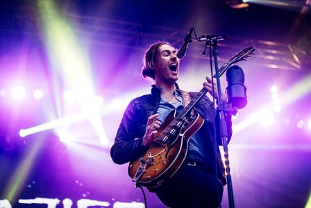 Review of Hozier’s Unreal Unearth CD – loneliness, spirituality, and a hint of Dante