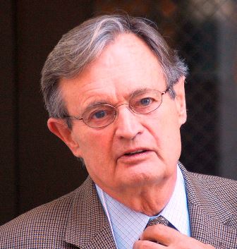 David McCallum, star of ‘The Man From U.N.C.L.E.’ and ‘NCIS,’ has died at the age of 90.