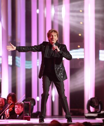 The holiday special “A Very Barry Christmas” airing tonight, according to Barry Manilow, is “full of joy.”