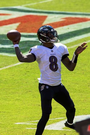 Lamar Jackson leads the Ravens over the Texans to the AFC Championship Game.