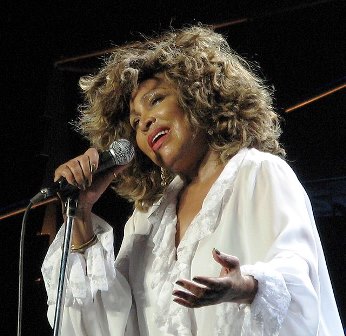 Fantasia Barrino and Oprah Winfrey honor Tina Turner at the 2024 Grammys.