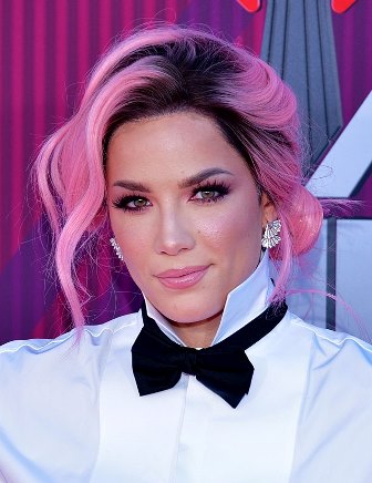 In the first single from her new album, “The End,” Halsey discloses that she has been fighting sickness.