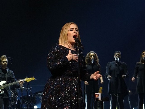 Adele has announced an indefinite hiatus from music: “I just need rest”